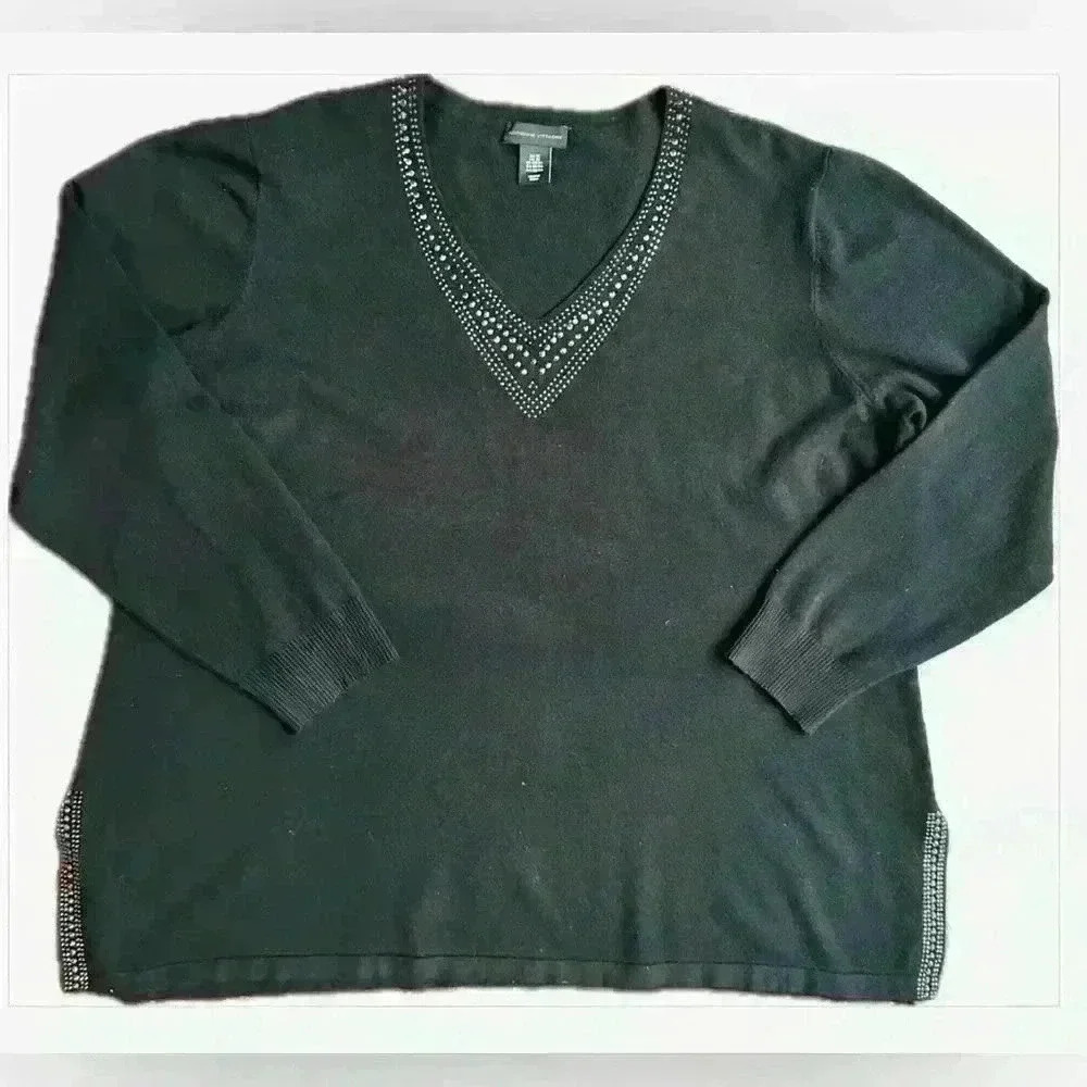 Adrienne Vittadini Long Sleeve Black Sweater (Y18)